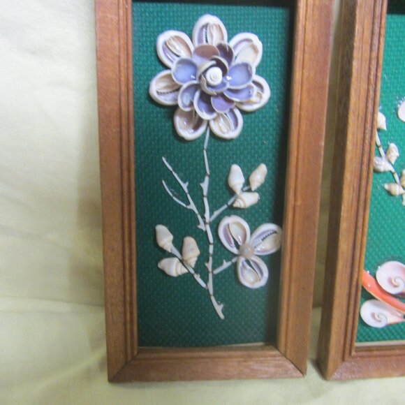 VTG PAIR OF SHELL ART PICTURES, 3D ART, HAND MADE FLORAL DESIGN - Picture 2 of 5
